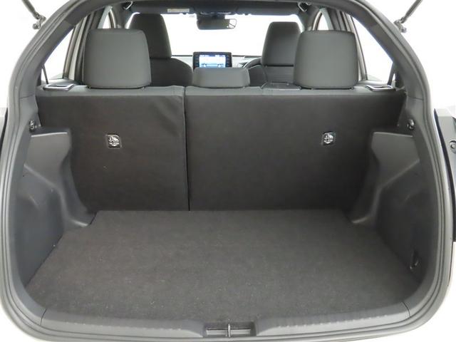 ヤリス ハイブリッドZ トヨタ純正ナビ装着 メーカーナビ装着 Bluetooth機能搭載 ETC2.0車載器 ステアリングヒーター装着 トヨタセーフティセンス搭載 パノラミックビューモニター装備(32枚目)