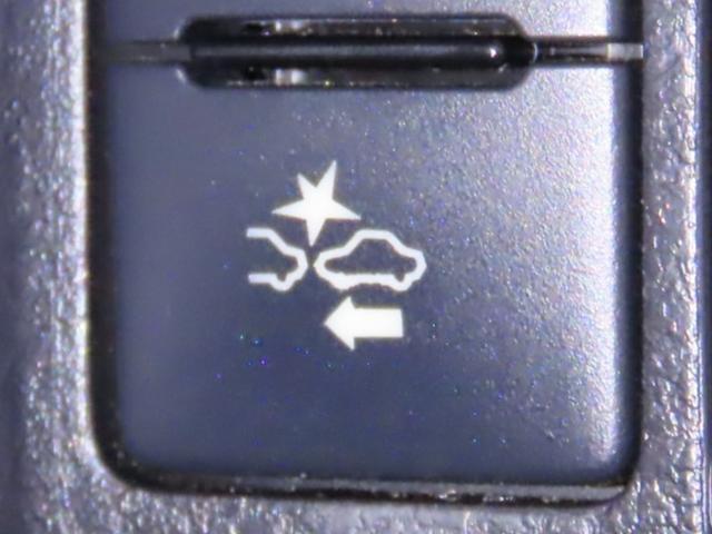 サクシード TX トヨタ純正ナビ装着 Bluetooth機能搭載 CD・DVD機能搭載 アイドリングストップ装着車両 ETC2.0 フロントマニュアルエアコン装着(14枚目)