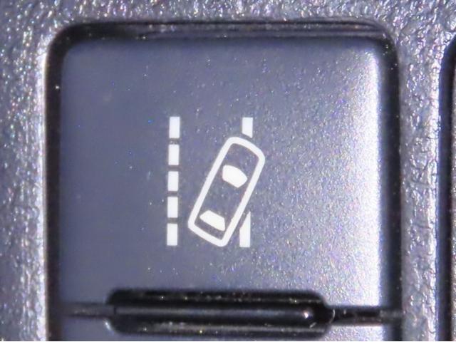 サクシード TX トヨタ純正ナビ装着 Bluetooth機能搭載 CD・DVD機能搭載 アイドリングストップ装着車両 ETC2.0 フロントマニュアルエアコン装着(15枚目)