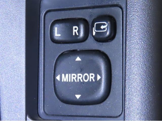 サクシード TX トヨタ純正ナビ装着 Bluetooth機能搭載 CD・DVD機能搭載 アイドリングストップ装着車両 ETC2.0 フロントマニュアルエアコン装着(24枚目)