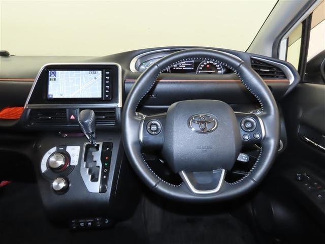 シエンタ ハイブリッドＧ　クエロ　ＳＤナビ　Ｂｌｕｅｔｏｏｔｈ接続　ＵＳＢ端子　ＣＤＶＤ再生　全周囲モニター　ＥＴＣ２．０　前席シートヒーター　ステアリングヒーター　左右電動スライドドア　ＬＥＤフォグランプ（9枚目）