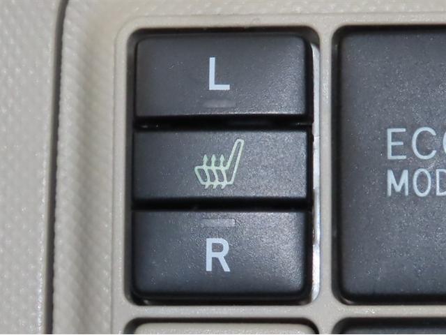 アクア Ｇ　禁煙車／整備記録簿・定期点検記載有／走行距離３３０００キロ／メーカーオプション純正アルミホイール／バックカメラ／ＥＴＣ／スペアタイヤ／スペアキー２個（3枚目）