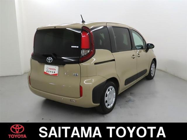 シエンタ ハイブリッドG トヨタ純正ナビ装着 ステアリングヒーター装着 Bluetooth機能搭載 両側パワースライドドア装着 ドライブレコーダー装着 シートヒーター装着 バックガイドモニター付き(5枚目)