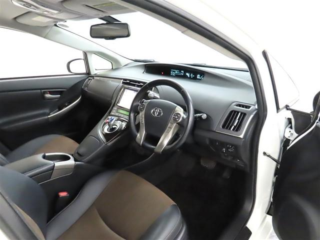 プリウスPHV G トヨタ純正ナビ装着 ステアリングヒーター装着 シートヒーター装着 バックガイドモニター付き ディスチャージヘッドランプ装着 クルーズコントロール装着車両(9枚目)