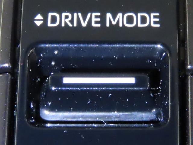 クラウンスポーツ Z ディスプレイオーディオ/パノラミックビューモニター/ETC/パノラマルーフ/デジタルインナーミラー/LEDヘッドライト/スマートキー/シートヒーター&シートベンチレーション/ステアリングヒーター(24枚目)