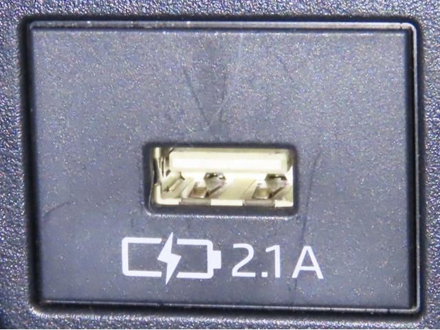 カローラツーリング アクティブライド　ディスプレイオーディオ／ＥＴＣ２．０／バックモニター／地デジ（フルセグ）／ナビ／ステアリングヒーター／ＬＥＤヘッドランプ／シートヒーター／クルーズコントロール／ステアリングヒーター（23枚目）