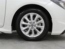 装着タイヤサイズは、205/55R16です。純正アルミホイールを装着しています。