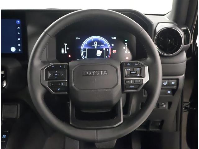 ランドクルーザー２５０ ＶＸ　Ｒカメラ　Ｐシート　地デジ　プリクラッシュセーフティ　アルミホイール　ＬＥＤヘッド　クルーズコントロール　３列シート　本革シート　ＥＴＣ　ＴＶ　ドライブレコーダー　４ＷＤ　ミュージックプレイヤー接続可（6枚目）