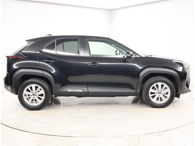 ヤリスクロス ハイブリッドG TSS イモビライザー バックモニタ- 記録簿有 エアコン ナビ インテリキー パワーウィンド Wエアバック オートクルーズ メディアプレイヤー接続 キーフリー 横滑防止装置 サイドエアバッグ アルミ(4枚目)