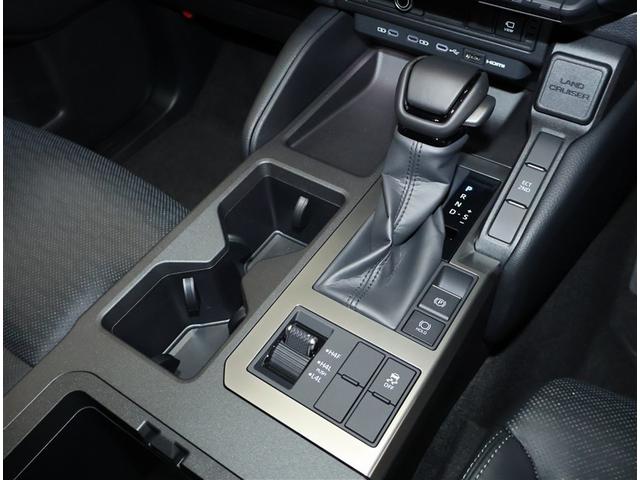 ランドクルーザー２５０ ＶＸ　Ｒカメラ　Ｐシート　地デジ　プリクラッシュセーフティ　アルミホイール　ＬＥＤヘッド　クルーズコントロール　３列シート　本革シート　ＥＴＣ　ドライブレコーダー　４ＷＤ　ミュージックプレイヤー接続可（21枚目）