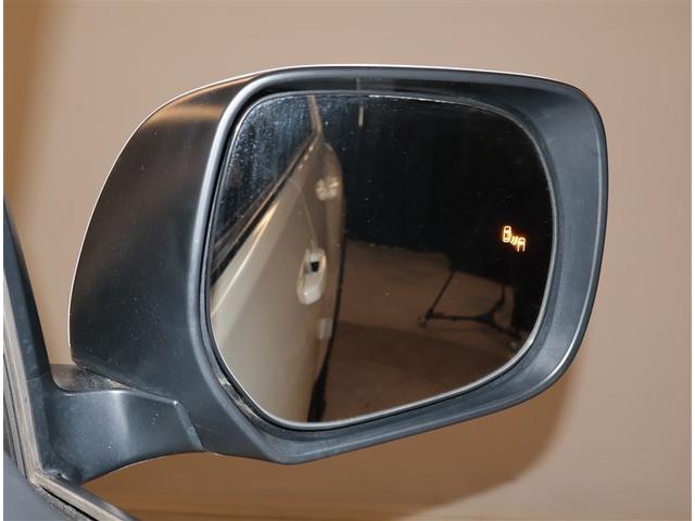 ランドクルーザープラド ＴＸ　Ｌパッケージ　リアカメラ　スマートキ　盗難防止　キーレスエントリー　ＥＴＣ装備　３列席　ＤＶＤ再生可　エアコン　ＬＥＤランプ　レザー　アルミホイール　パートタイム４ＷＤ　横滑り防止システム　フルＴＶ　メモリーナビ（20枚目）