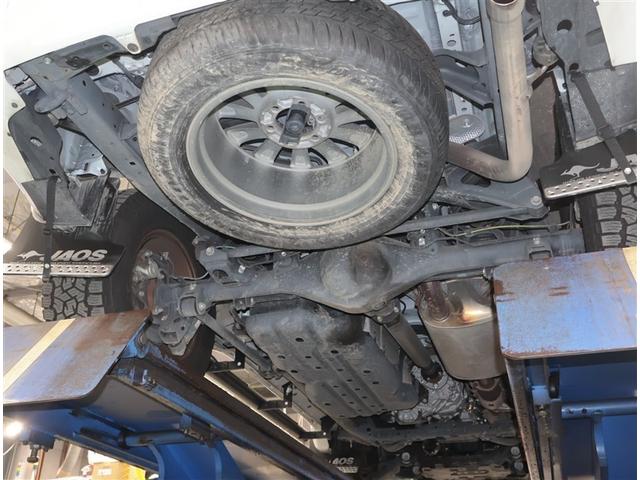 ランドクルーザープラド ＴＸ　Ｌパッケージ　リアカメラ　スマートキ　盗難防止　キーレスエントリー　ＥＴＣ装備　３列席　ＤＶＤ再生可　エアコン　ＬＥＤランプ　レザー　アルミホイール　パートタイム４ＷＤ　横滑り防止システム　フルＴＶ　メモリーナビ（36枚目）