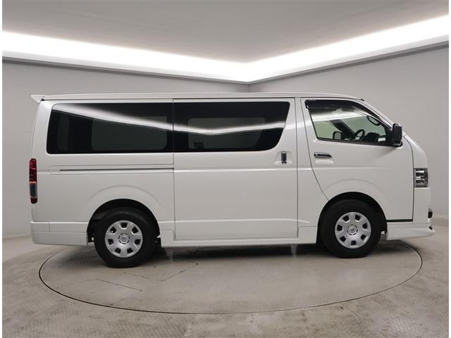 ハイエースバン スーパーＧＬ　ダークプライムＩＩ　衝突回避システム　運転席助手席エアバック　ＥＳＣ　フルフラット　スマートエントリー　ＬＥＤライト　地デジ　エアコン　パワーウィンドウ　エアバック　キーレスエントリー　イモビライザー　ＥＴＣ付き　エアロ（4枚目）