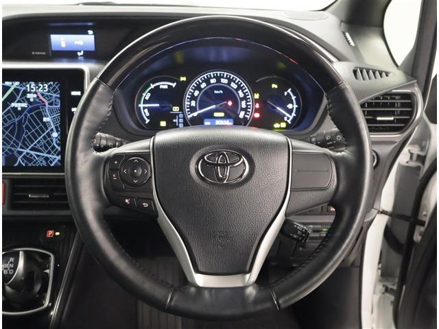 エスクァイア ハイブリッドGiプレミアムパッケジブラックテーラード 誤発進抑制機能 エアロ Bカメラ スマートキー ナビ&TV イモビライザー LEDランプ ETC車載器 クルーズコントロール アルミ 地デジ 横滑り防止装置 キーレス ミュージックプレイヤー接続可(6枚目)