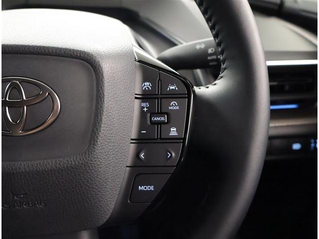 プリウス Ｚ　リアカメラ　プリクラッシュ　ＰＷシート　メモリナビ　ＡＣ１００Ｖ電源　ＬＥＤランプ　ナビ・ＴＶ　オートクルーズ　アルミホイール　ドライブレコーダ　ＡＣ　運転席エアバッグ　横滑り防止装置　ＥＴＣ付（8枚目）