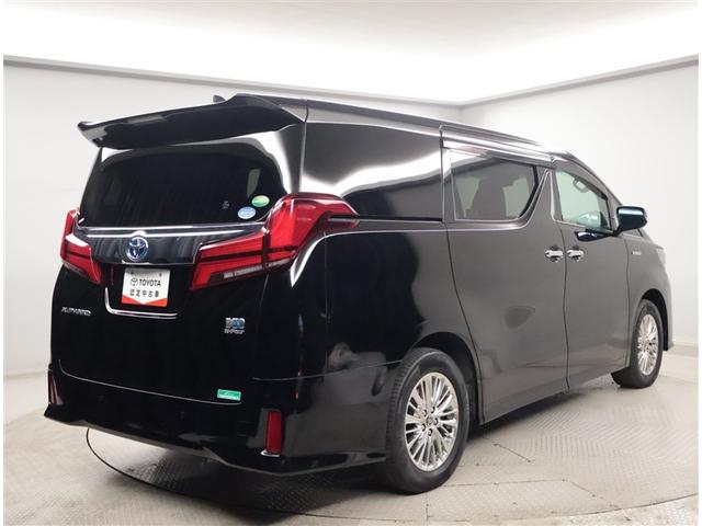 アルファードハイブリッド ＳＲ　Ｃパッケージ　点検記録簿　サンル－フ　バックモニター　オートエアコン　ＬＥＤ　横滑り防止機能　ＡＢＳ　イモビ　アルミ　４ＷＤ　ミュージックプレイヤー接続可　３列シート　キーフリー　スマートキ　Ｐシート　ＥＴＣ　ＴＶ（3枚目）