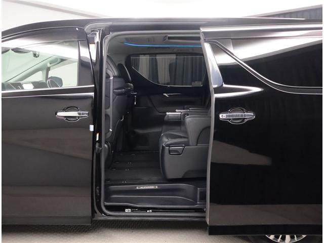 アルファードハイブリッド ＳＲ　Ｃパッケージ　点検記録簿　サンル－フ　バックモニター　オートエアコン　ＬＥＤ　横滑り防止機能　ＡＢＳ　イモビ　アルミ　４ＷＤ　ミュージックプレイヤー接続可　３列シート　キーフリー　スマートキ　Ｐシート　ＥＴＣ　ＴＶ（24枚目）