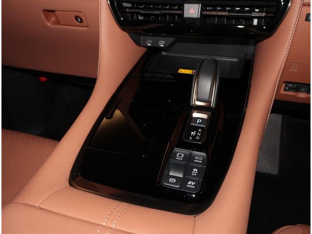 ヴェルファイアハイブリッド Ｚ　プレミア　衝突被害軽減ブレーキ　Ｂモニター　ダブルエアコン　ムーンＲ　フルセグ地デジＴＶ　両側Ｐスライドドア　記録簿　ナビテレビ　エアバッグ　電動シート　ＬＥＤライト　本革シート　キーレス　アルミホイール（15枚目）