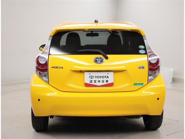 アクア S スマートキープッシュスタート キーレスエントリ イモビ ナビ&TV オートエアコン デュアルエアバック ESC Bカメラ パワーウィンドウ AUX端子 SRS ワンセグTV パワーステアリング ABS(2枚目)