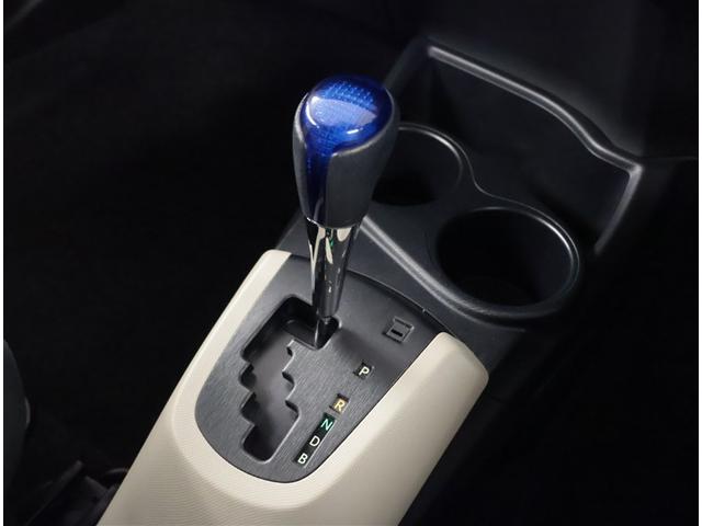 アクア Ｇ　バックモニタ　セキュリティー　メンテナンスノート　デュアルエアバック　ナビＴＶ　ＨＤＤナビゲーション　パワーウィンドウ　地デジ　ＥＳＣ　ＡＴエアコン　ＡＢＳ　パワーステアリング　運転席エアバッグ（11枚目）