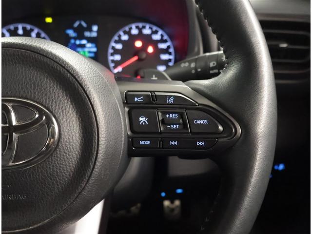 ＧＲヤリス ＲＳ　スマートキ　助手席エアバッグ　ＥＴＣ付　サイドエアバッグ　バックカメラ　ＬＥＤヘッドライ　横滑り防止機能　オートクルーズコントロール　キーレス　メモリーナビ　点検記録簿　アルミホイール　ＡＢＳ　ナビ（8枚目）