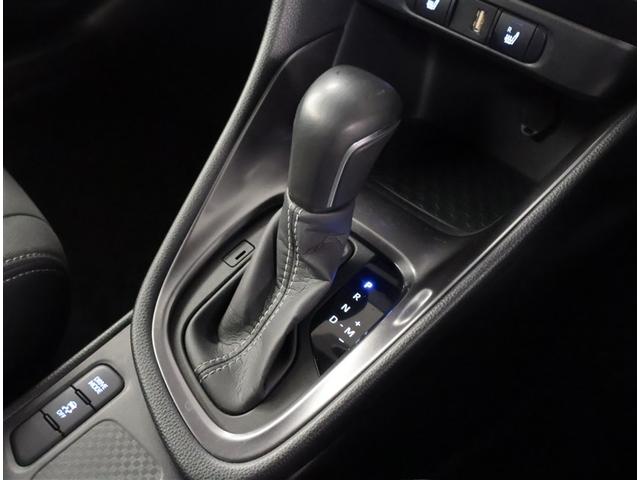 ＧＲヤリス ＲＳ　スマートキ　助手席エアバッグ　ＥＴＣ付　サイドエアバッグ　バックカメラ　ＬＥＤヘッドライ　横滑り防止機能　オートクルーズコントロール　キーレス　メモリーナビ　点検記録簿　アルミホイール　ＡＢＳ　ナビ（13枚目）