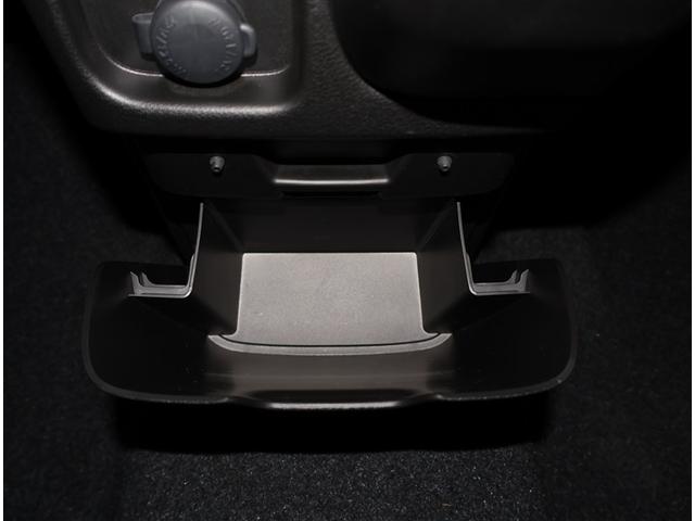 ソリオバンディット ハイブリッドＭＶ　エアロ　Ｂモニター　ウォークスルー　ＬＥＤランプ　クルコン　イモビライザー　Ｗエアバック　スマキー　サイドエアＢ　オートエアコン　ドライブレコーダー　ＤＶＤ再生　フルフラット　ＥＴＣ　アルミホイール（14枚目）