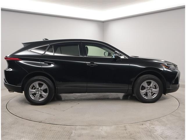 ハリアー Ｓ　バックカメ　盗難防止システム　地デジ　ＥＴＣ車載器　アルミホイール　スマートエントリー　横滑防止装置　エアコン　パワステ　クルーズコントロール　エアバッグ　ＬＥＤライト　点検記録簿　パワーウィンドウ（4枚目）