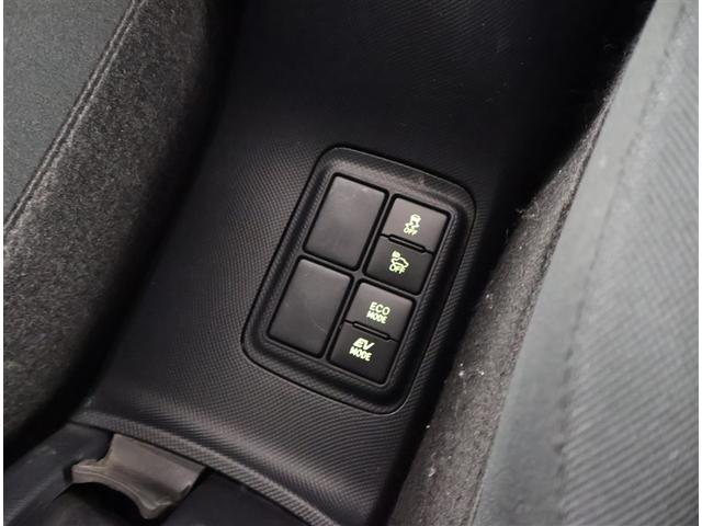 アクア Ｓ　スマートキープッシュスタート　キーレスエントリ　イモビ　ナビ＆ＴＶ　オートエアコン　デュアルエアバック　ＥＳＣ　Ｂカメラ　パワーウィンドウ　ＥＴＣ　ＳＲＳ　ワンセグＴＶ　パワーステアリング　ＡＢＳ（12枚目）