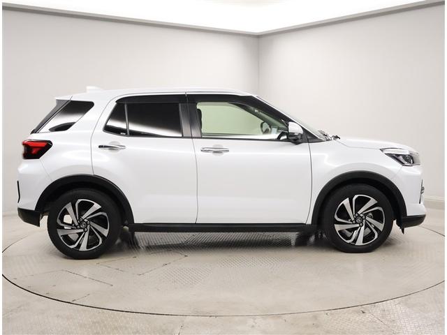 ライズ Ｚ　誤発進抑制機能　エアコン　スマートキー＆プッシュスタート　地デジＴＶ　ＶＳＡ　盗難防止装置　アイドリングストップ機能　クルコン　バックモニター　ナビ＆ＴＶ　ＬＥＤヘッドライト　アルミホイール　キーレス（4枚目）