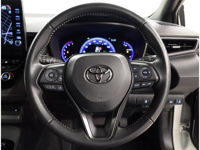 カローラツーリング ハイブリッド　ダブルバイビー　追突軽減ブレーキ　バックモニタ　地デジフルセグ　横滑防止　ナビＴＶ　スマキー　ＬＥＤライト　デュアルエアバッグ　エアコン　オートクルーズ　サイドエアバッグ　ＥＴＣ付　ＰＳ　キーフリー　ＡＢＳ　盗難防止（6枚目）