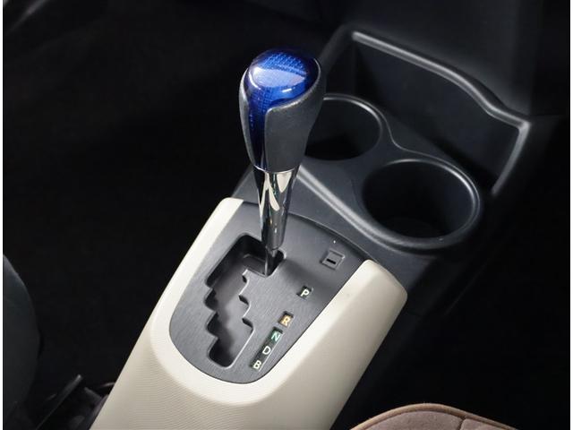 アクア Ｇ　バックモニタ　セキュリティー　メンテナンスノート　デュアルエアバック　ナビＴＶ　ＬＥＤ　パワーウィンドウ　地デジ　ＥＳＣ　ＡＴエアコン　ＡＢＳ　パワーステアリング　アルミ　運転席エアバッグ　ＥＴＣ（13枚目）