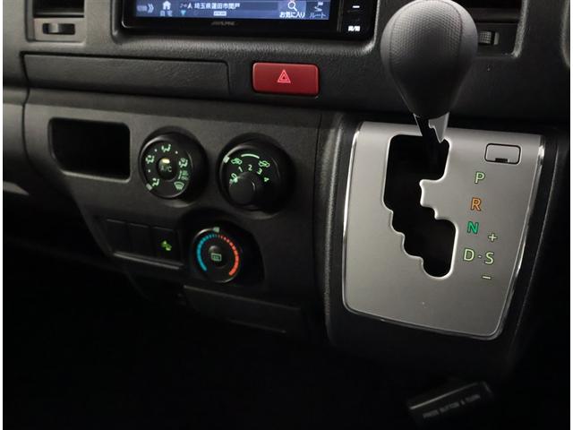 ハイエースバン ＤＸ　ＧＬパッケージ　メモリナビ　ナビ＆ＴＶ　バックモニター　フルセグ　横滑り防止装置　キーレスエントリー　エアコン　ＥＴＣ車載器　記録簿　パワステ　ＤＶＤ再生　フロントパワーウインドウ　エアバック　セキュリティー　ＡＢＳ（11枚目）