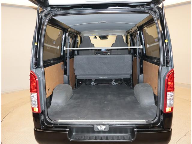 ハイエースバン ＤＸ　ＧＬパッケージ　メモリナビ　ナビ＆ＴＶ　バックモニター　フルセグ　横滑り防止装置　キーレスエントリー　エアコン　ＥＴＣ車載器　記録簿　パワステ　ＤＶＤ再生　フロントパワーウインドウ　エアバック　セキュリティー　ＡＢＳ（18枚目）