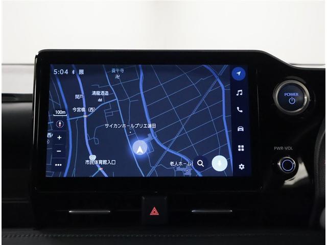 ヴォクシー ハイブリッドＳ－Ｚ　パワーウィンドウ　ＤＶＤ再生機能　インテリキー　横滑防止装置　地デジＴＶ　アクティブクルーズコントロール　フルオートエアコン　リアカメラ　エアバッグ　ＡＢＳ　１００Ｖ充電　ナビＴＶ　ＷＡＣ　キーレス（8枚目）