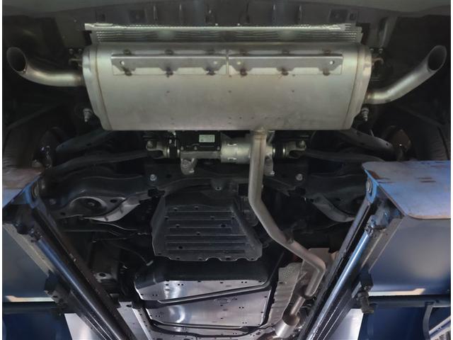 クラウンクロスオーバー Gアドバンスド・レザーパッケージ TSS レザー フルセグTV ナビTV パワーシート LEDヘッドライト クルーズコントロール Bカメラ ドライブレコーダ オートエアコン アルミホイル ETC付 横滑り防止装置 4WD 盗難防止装置(24枚目)