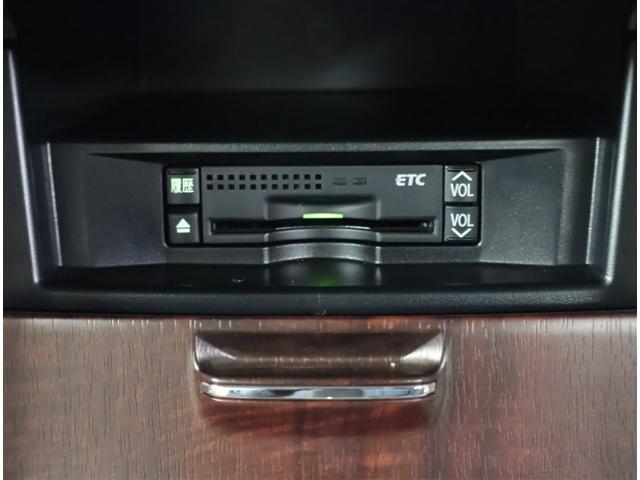 ＥＴＣ車載器付きです。高速道路の料金所もスムーズに通過できます。