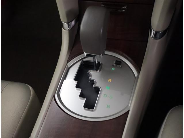 シフトも使いやすい位置にあります。