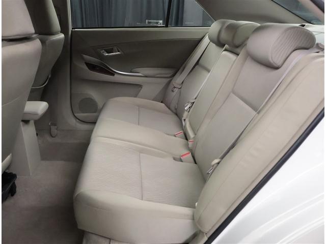 後席も広々空間一度座って体感ください！