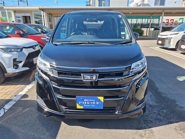 ノア Ｘ　ブレーキサポート　イモビライザー　アイドリングストッ　メンテナンスノート　ＤＶＤ再生可　デュアルエアコン　クルーズＣ　バックモニタ－　地デジＴＶ　ＬＥＤランプ　スマートキ　オートエアコン　ＥＳＣ　３列（2枚目）