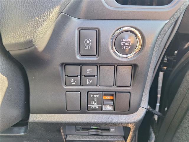 ノア Ｘ　ブレーキサポート　イモビライザー　アイドリングストッ　メンテナンスノート　ＤＶＤ再生可　デュアルエアコン　クルーズＣ　バックモニタ－　地デジＴＶ　ＬＥＤランプ　スマートキ　オートエアコン　ＥＳＣ　３列（15枚目）