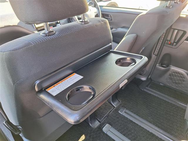 ノア Ｘ　ブレーキサポート　イモビライザー　アイドリングストッ　メンテナンスノート　ＤＶＤ再生可　デュアルエアコン　クルーズＣ　バックモニタ－　地デジＴＶ　ＬＥＤランプ　スマートキ　オートエアコン　ＥＳＣ　３列（20枚目）