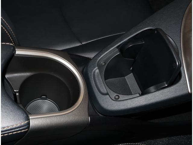 プリウス Sマイコーデ カラーバックモニター エアコン ESC キーフリーシステム アルミホイール DVD再生 PS 地デジ カーテンエアバッグ エアバッグ ABS PW メモリナビ スマ-トキ- 点検記録簿 盗難警報装置(12枚目)