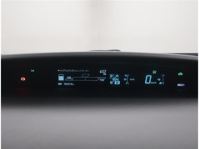 プリウス S フルセグ地デジ インテリキー HDDナビゲーション デュアルエアバック エアB イモビライザー DVD再生可能 ナビTV AUTOエアコン 横スベリ防止 アルミホイール ETC装備 ABS 取説記録(8枚目)