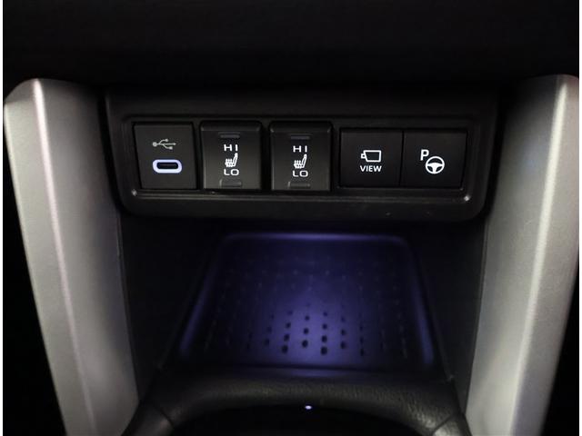 カローラクロス ハイブリッド Z 電動シート 衝突軽減ブレ メモリーナビ AC100V LEDライト オートクルーズコントロール ミュージックプレイヤー接続可 キーレス アルミホイール フルセグTV ドラレコ 4WD 寒冷地仕様(13枚目)