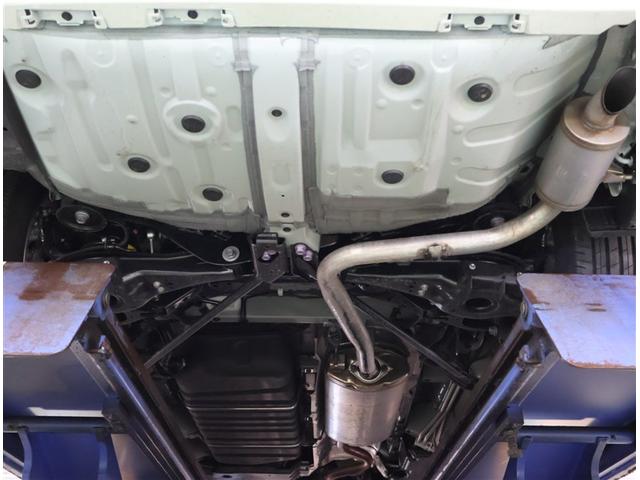 アルファード Z AW Bカメラ 点検記録簿 100V電源 ナビテレビ エアコン LED スマキ ム-ンル-フ パワステ メモリーナビ 3列シート パワーシート エアバッグ ETC ミュージックプレイヤー接続可(28枚目)