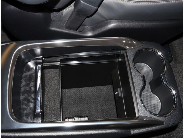 アルファード ２．５Ｓ　タイプゴールド　イモビ　バックモニタ－　ＬＥＤランプ　リアオートエアコン　点検記録簿　ドライブレコーダ　エアコン　ＤＶＤプレーヤー　横滑防止装置　ＡＣ１００Ｖ電源　アルミ　パワーウィンドウ　メディアプレイヤー接続（13枚目）