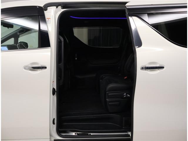 アルファード ２．５Ｓ　タイプゴールド　イモビ　バックモニタ－　ＬＥＤランプ　リアオートエアコン　点検記録簿　ドライブレコーダ　エアコン　ＤＶＤプレーヤー　横滑防止装置　ＡＣ１００Ｖ電源　アルミ　パワーウィンドウ　メディアプレイヤー接続（27枚目）