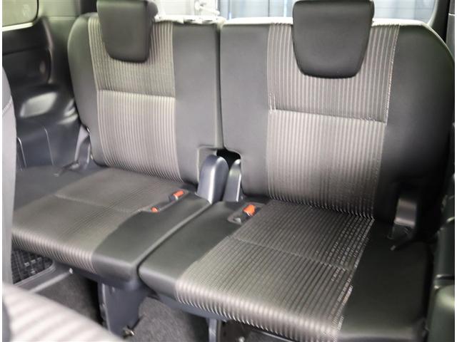 ヴォクシー ＺＳ　煌ＩＩ　スマートキー・プッシュスタート　バックガイドモニター　セキュリティアラーム　両側パワスラドア　ＥＴＣ車載器　記録簿付き　ワンセグＴＶ　ＶＳＣ　ＬＥＤライト　助手席エアバック　キーレスエントリー　ＡＣ（20枚目）