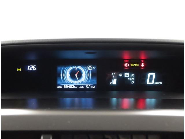 プリウスアルファ Ｇ　Ｂモニタ　電動シート　盗難防止装置　エアバッグ　ドラレコ　ＡＢＳ　地デジＴＶ　オートクルーズコントロール　ＥＴＣ付　Ｗエアバック　ＴＶナビ　ＤＶＤ再生機能　キーフリーキー　フルオートエアコン　ＡＷ（9枚目）